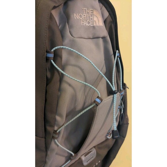 The North Face Jester Backpack Padded Straps Book Bag Hiking Brown Tan Unisex - Picture 4 of 13